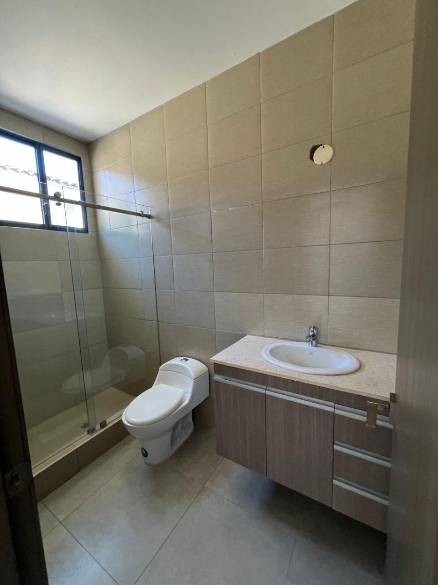 Venta, Espectacular Residencia en La Isla Mocoli, Guayas — imagen 3