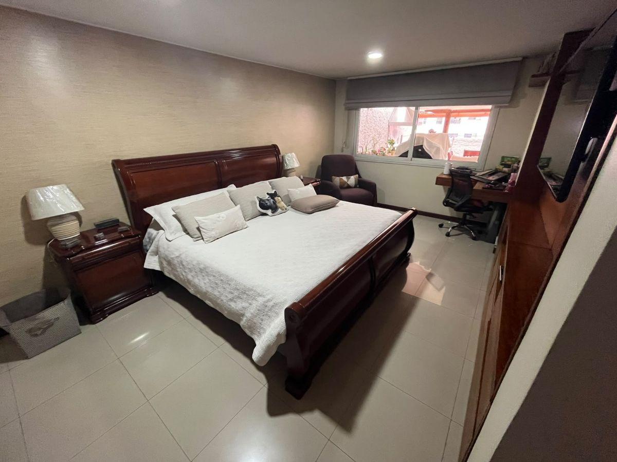 Casa de 225 m² con 4 Habitaciones en Venta en Cumbayá — imagen 6