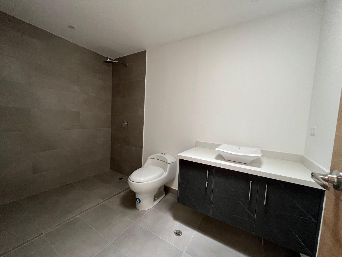 Casa Tipo Loft de Dos Dorm. Tumbaco en Venta — imagen 8