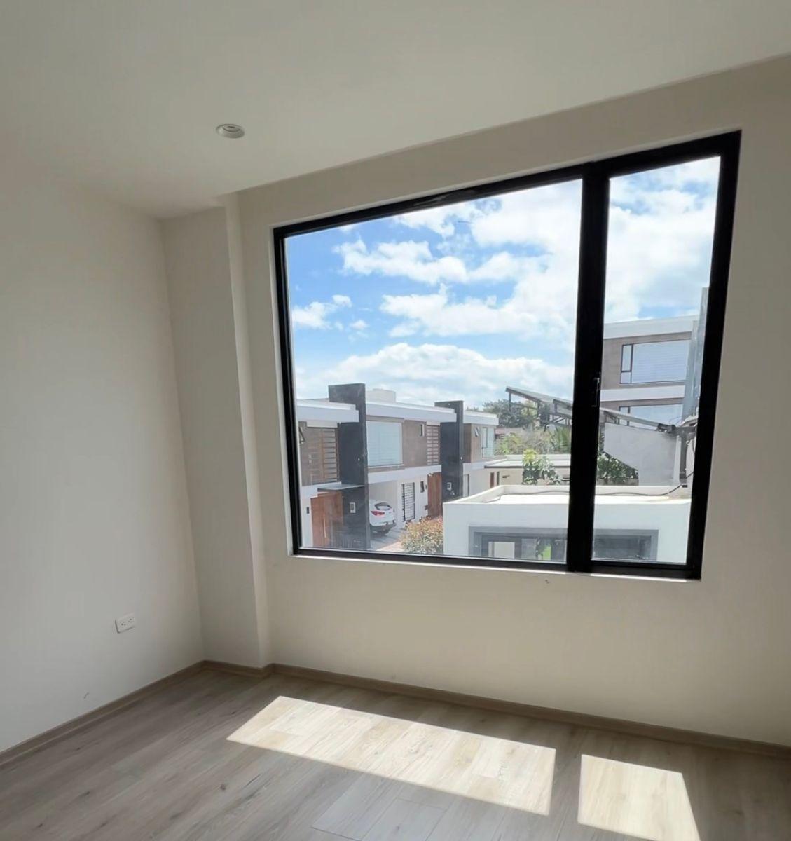 Casa Tipo Loft de Dos Dorm. Tumbaco en Venta — imagen 6