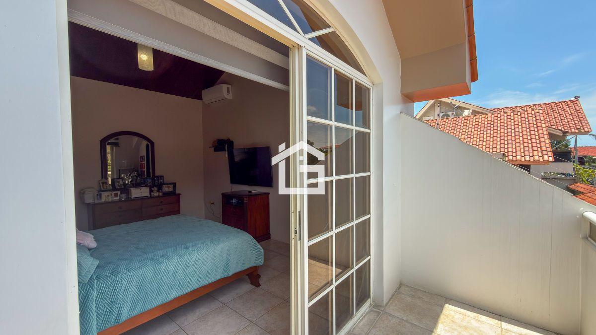 Casa de Lujo en Venta en Sector Unioro, Machala – Exclusividad y Ubicación Privilegiada, El Oro — imagen 7