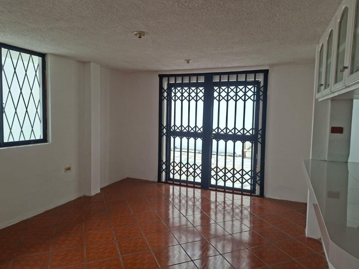 Vendo, Sector Colegio Becquerel Casa de 306 m² con 5 Habitaciones — imagen 8