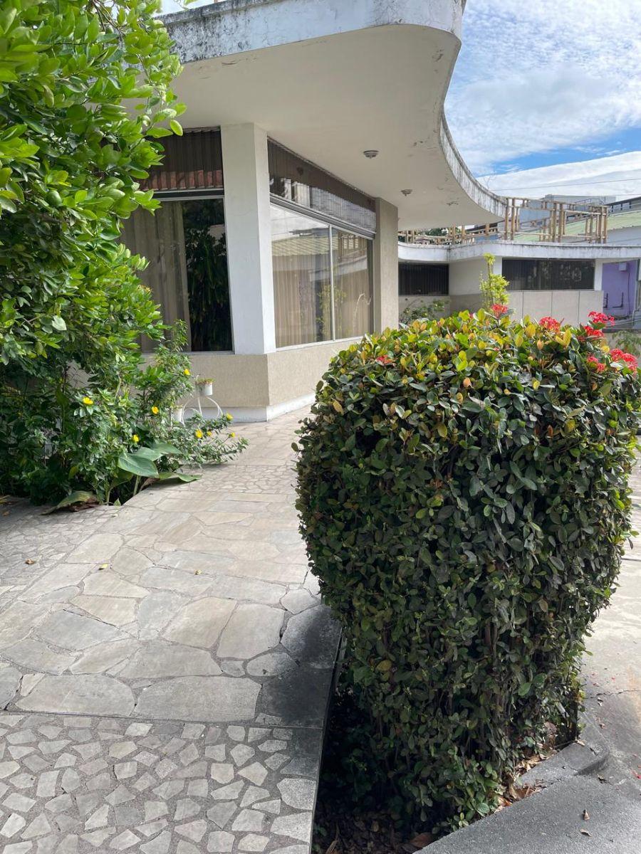 *casa en Venta Estilo Colonial, Urbanización Los Ceibos. Guayas — imagen 10