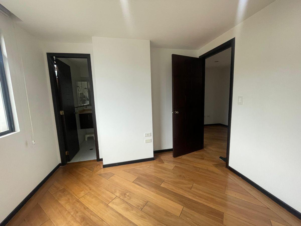 Departamento de 229 m² con 3 Dorm. en Venta en El Bosque — imagen 4