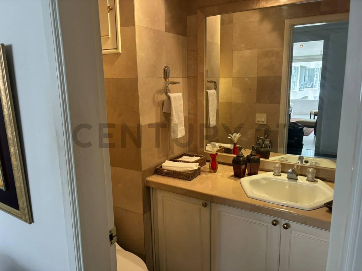 Se Vende Departamento de 3 Dorm. en El Sector de La González Suárez — imagen 6