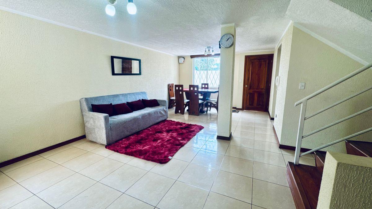 Casa Dentro de un Conjunto Privado en Nuevos Horizontes - Sector La Ecuatoriana — imagen 9