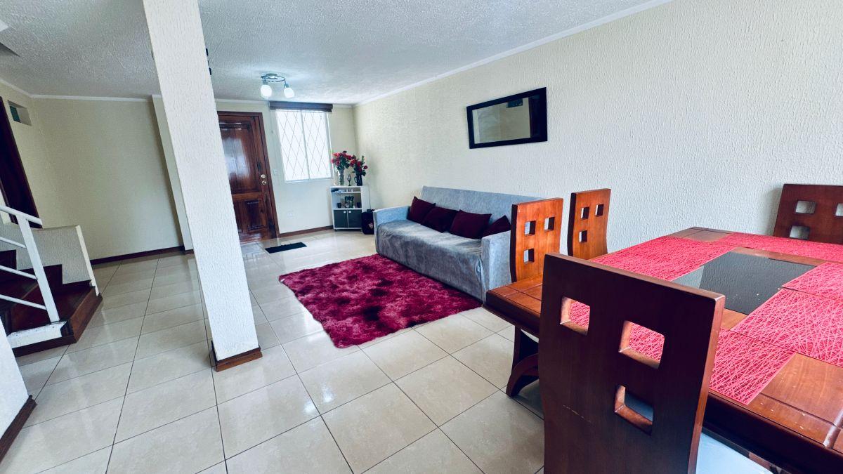 Casa Dentro de un Conjunto Privado en Nuevos Horizontes - Sector La Ecuatoriana — imagen 7