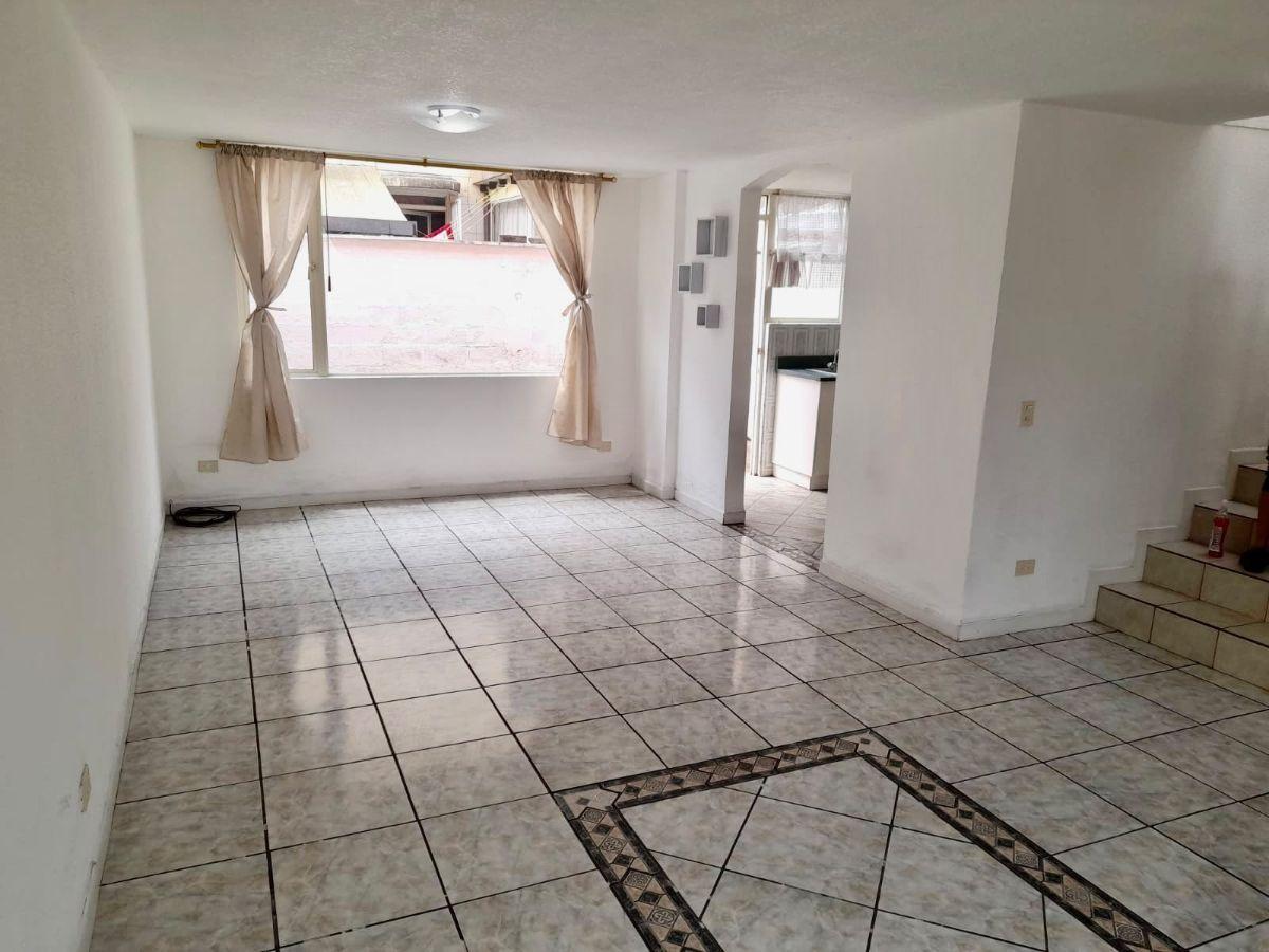 Casa de Venta 2 Habitaciones. Conj. Portal Esmeralda. Sangolqui — imagen 7