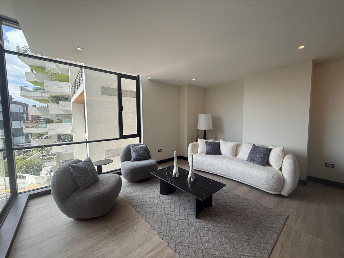 En Venta Departamento Gonzales Suarez — imagen 10