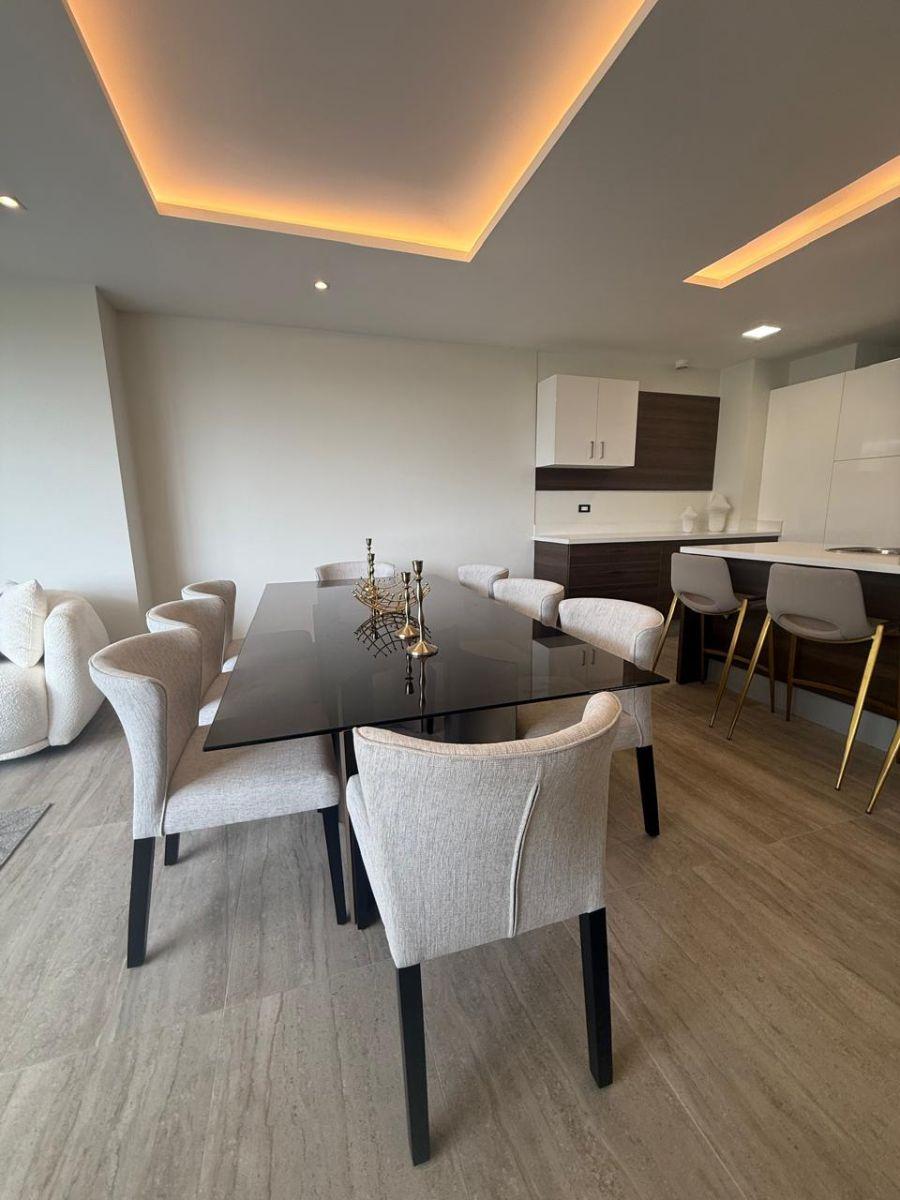 En Venta Departamento Gonzales Suarez — imagen 6