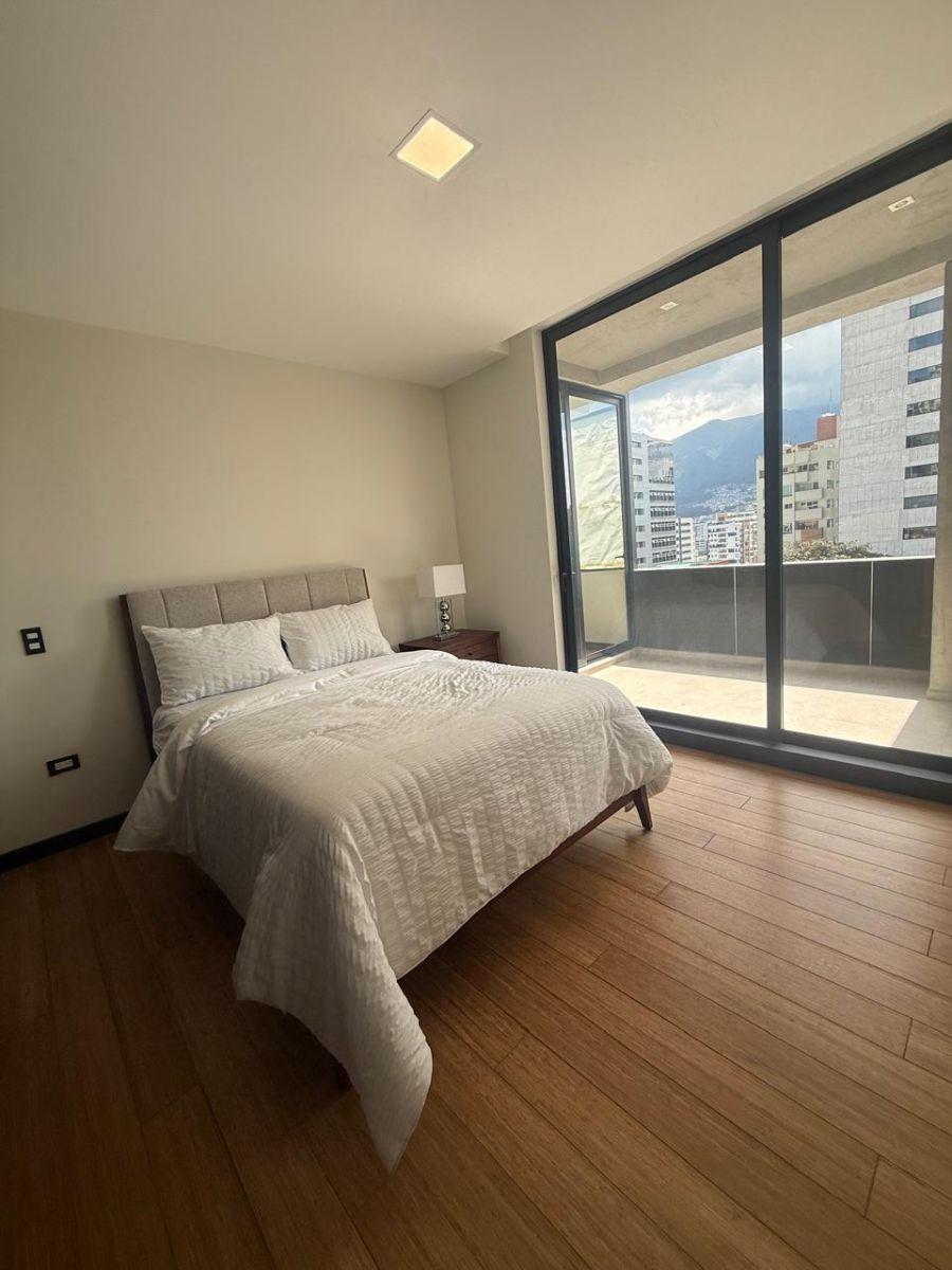 En Venta Departamento Gonzales Suarez — imagen 4