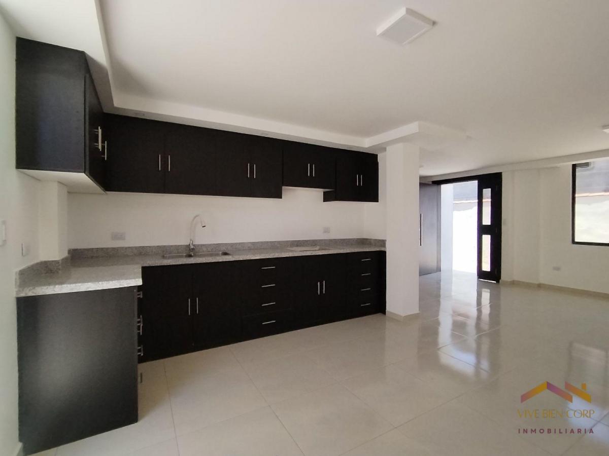 Casas Esquineras en Venta, Valle de Los Chillos, Sangolqui, Sector Inchalillo. Nuevas — imagen 9