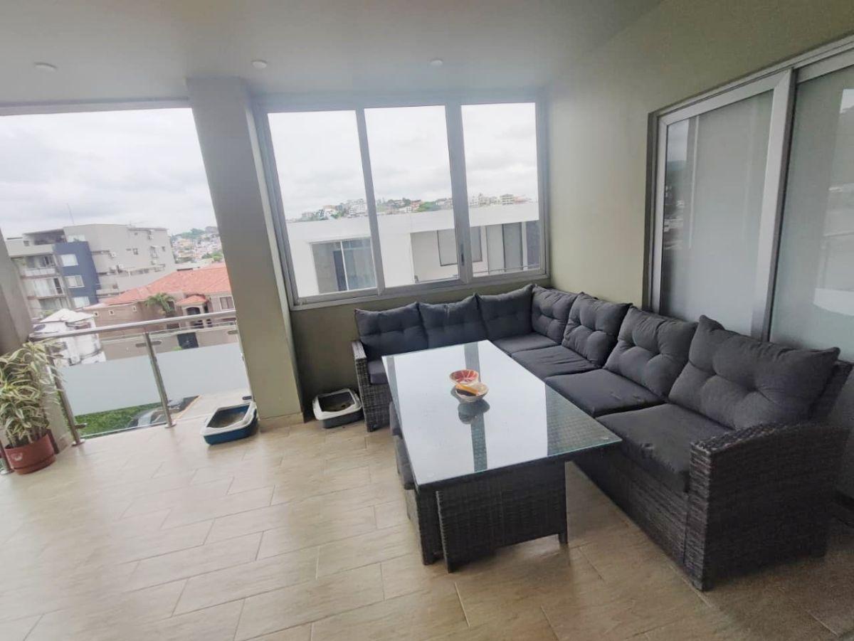 Departamento en Venta Full Amoblado en Santa Cecilia Vista Espectacular, Guayas — imagen 8