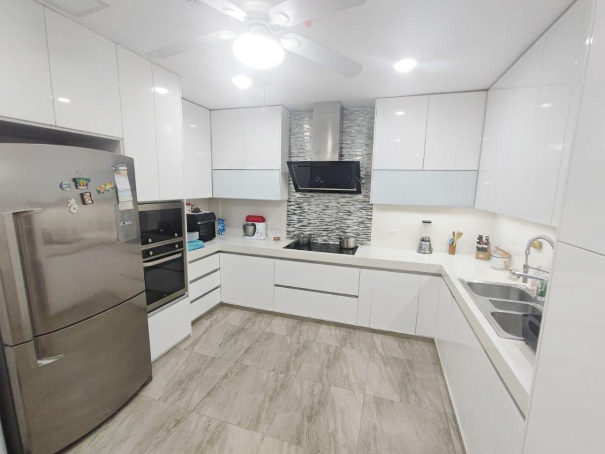 Departamento en Venta Full Amoblado en Santa Cecilia Vista Espectacular, Guayas — imagen 6