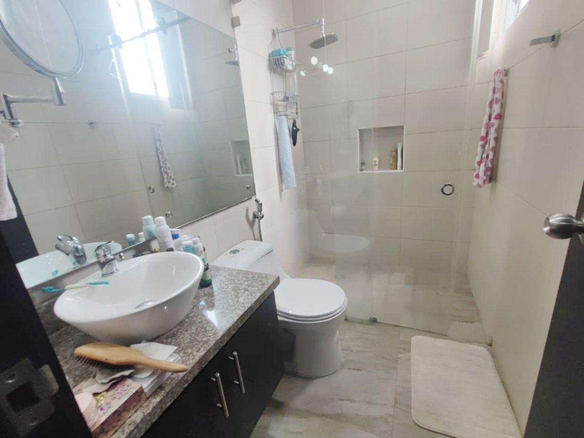 Departamento en Venta Full Amoblado en Santa Cecilia Vista Espectacular, Guayas — imagen 4