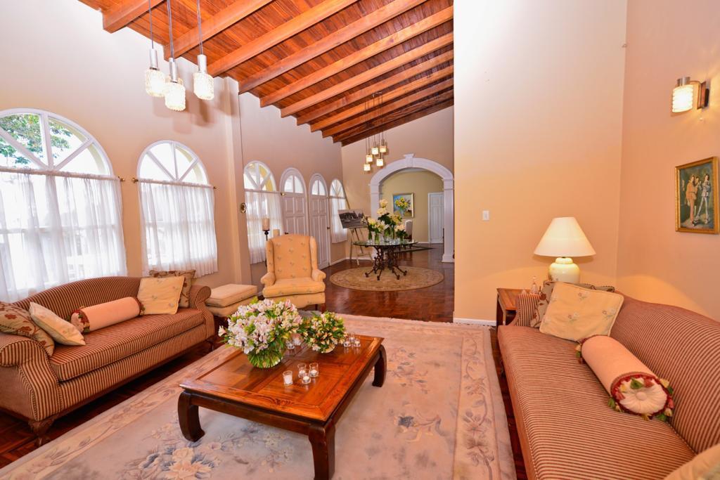 Vendo Casa Quinta con Amplios Jardines Sector Conocoto — imagen 7