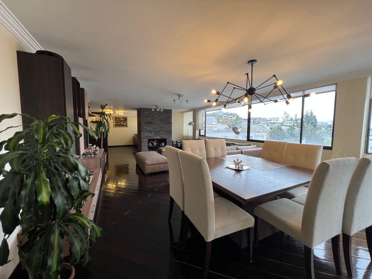 Penthouse de 3 Niveles en Venta con Terrazas Privadas y Bbq | El Bosque, Quito — imagen 6