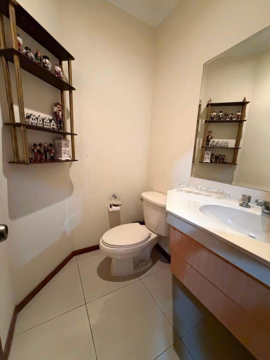 Samborondón, Plaza Real. Departamento en Venta, 3 Habitaciones. Guayas — imagen 3