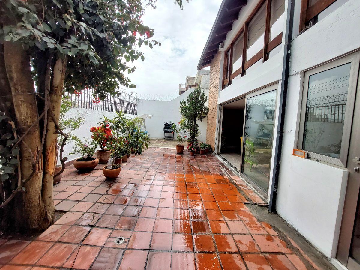 Casa Independiente en Venta | 5 Dorm. | Ideal Para Inversión y Negocio — imagen 8