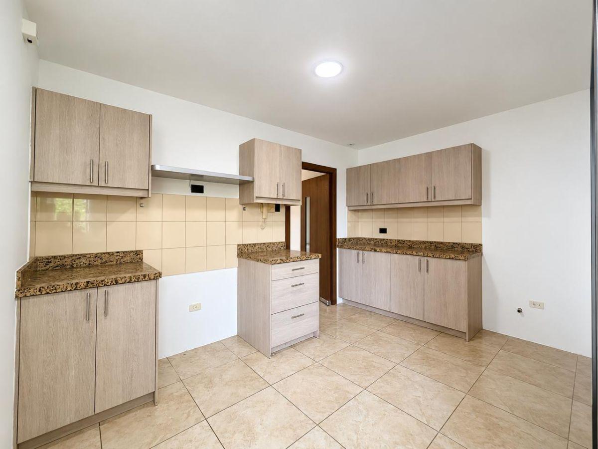 Venta Departamento Urbanización Villas del Bosque, via a La Costa, Guayas — imagen 10