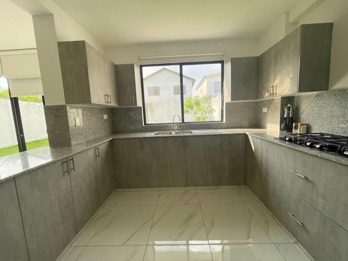 Casa de 288 m² con 3 Dorm. en Venta en Samborondón, Guayas — imagen 6