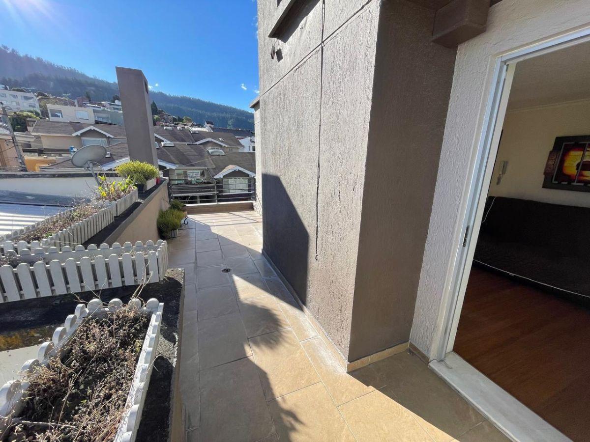 Casa de 3 Habitaciones en Venta Miravalle - Cumbayá, Terreno y Construcción 445 m². Provincia de Pichincha — imagen 4