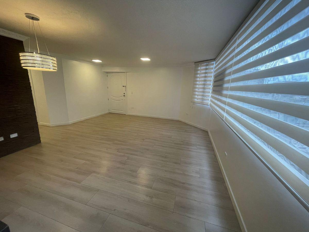 Vendo Dto Remodelado Sector La Carolina — imagen 9