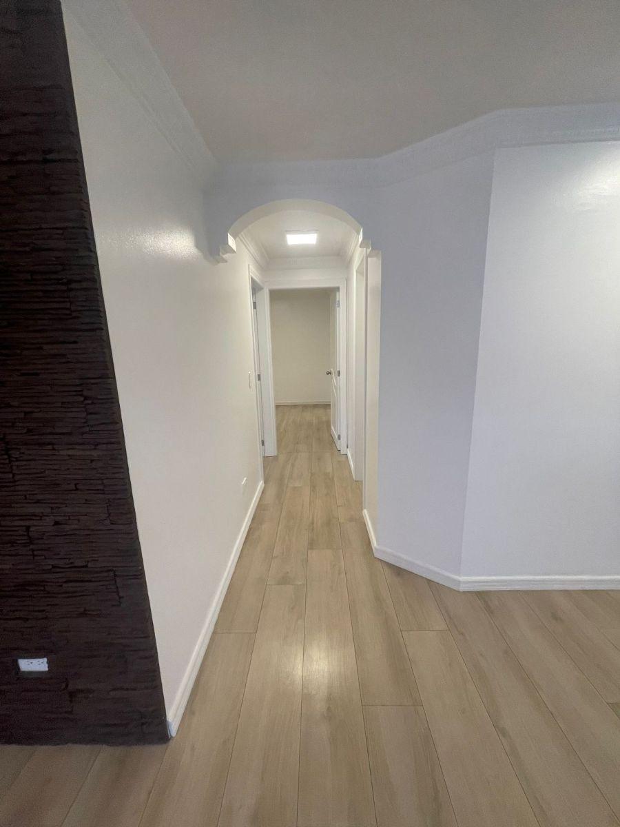 Vendo Dto Remodelado Sector La Carolina — imagen 7