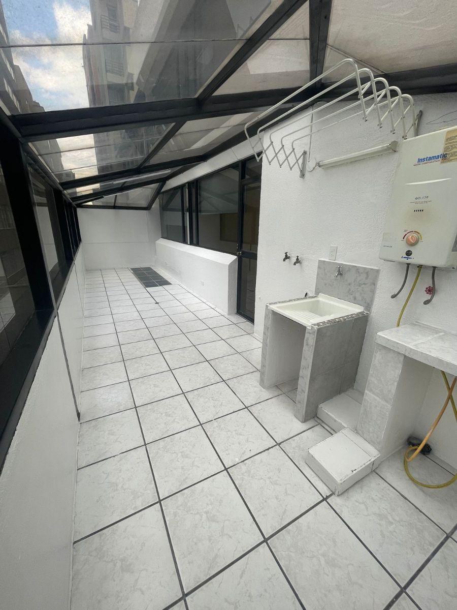 Vendo Dto Remodelado Sector La Carolina — imagen 6
