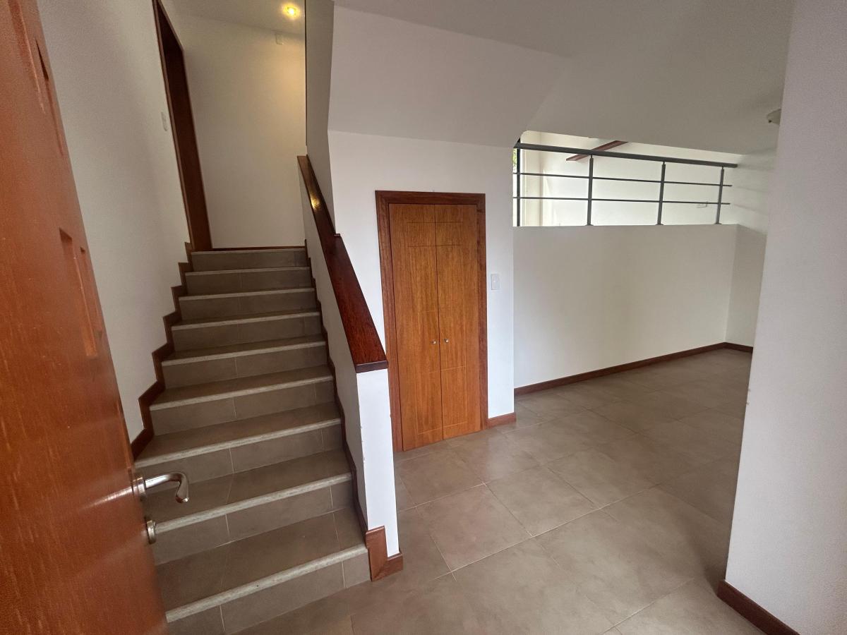 * Vendo Casa de 250 m² con 3 Habitaciones en Venta en Tumbaco Sector El Nacional* — imagen 10