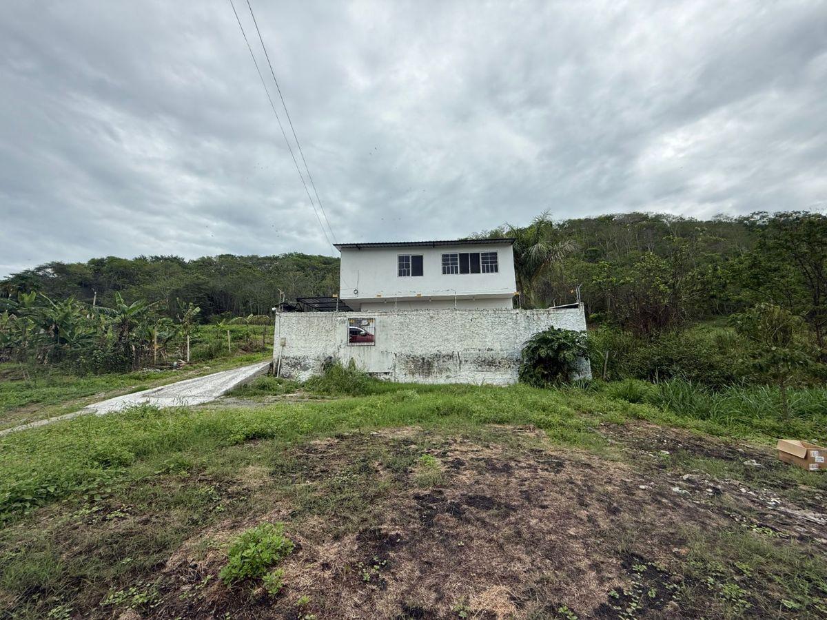 Esmeraldas, Tachina, Vendo Casa de 230 m² Constr, 4 Dormit. Frente La Via El Tigre. 500 m U, Católica — imagen 10