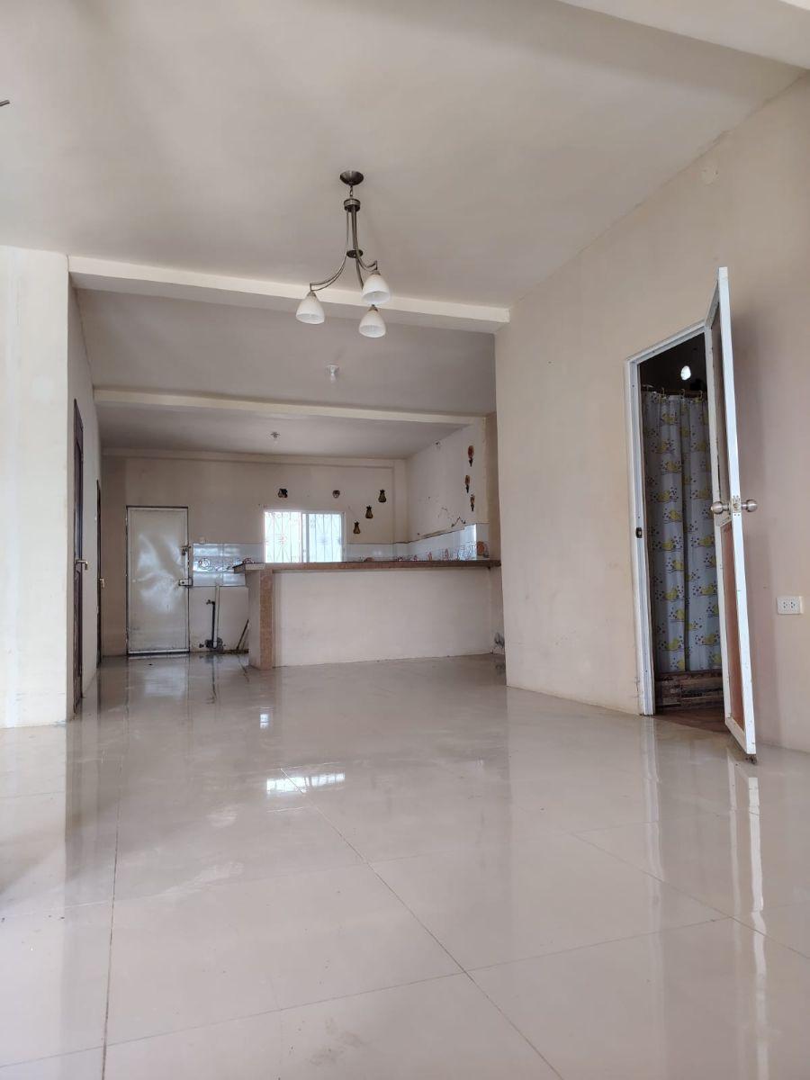 Esmeraldas, Tachina, Vendo Casa de 230 m² Constr, 4 Dormit. Frente La Via El Tigre. 500 m U, Católica — imagen 7