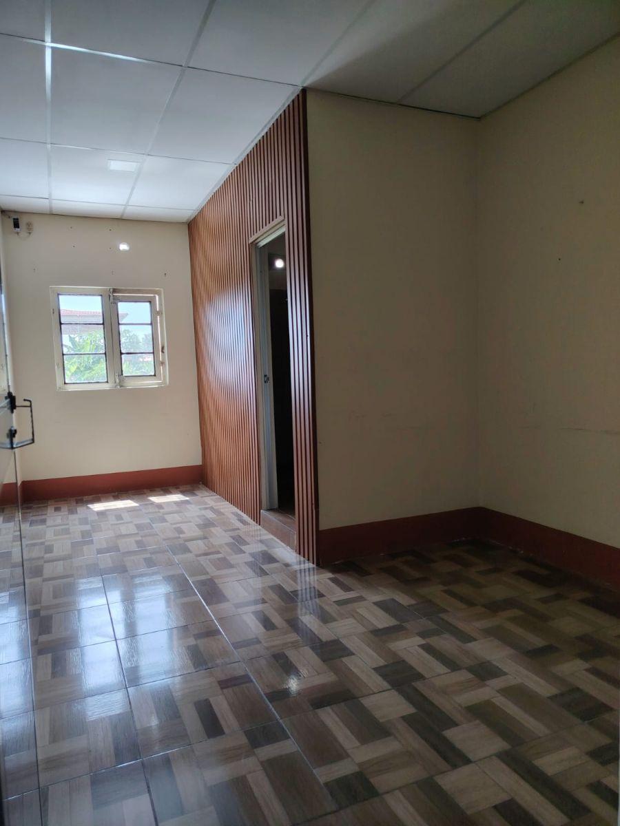Esmeraldas, Tachina, Vendo Casa de 230 m² Constr, 4 Dormit. Frente La Via El Tigre. 500 m U, Católica — imagen 3