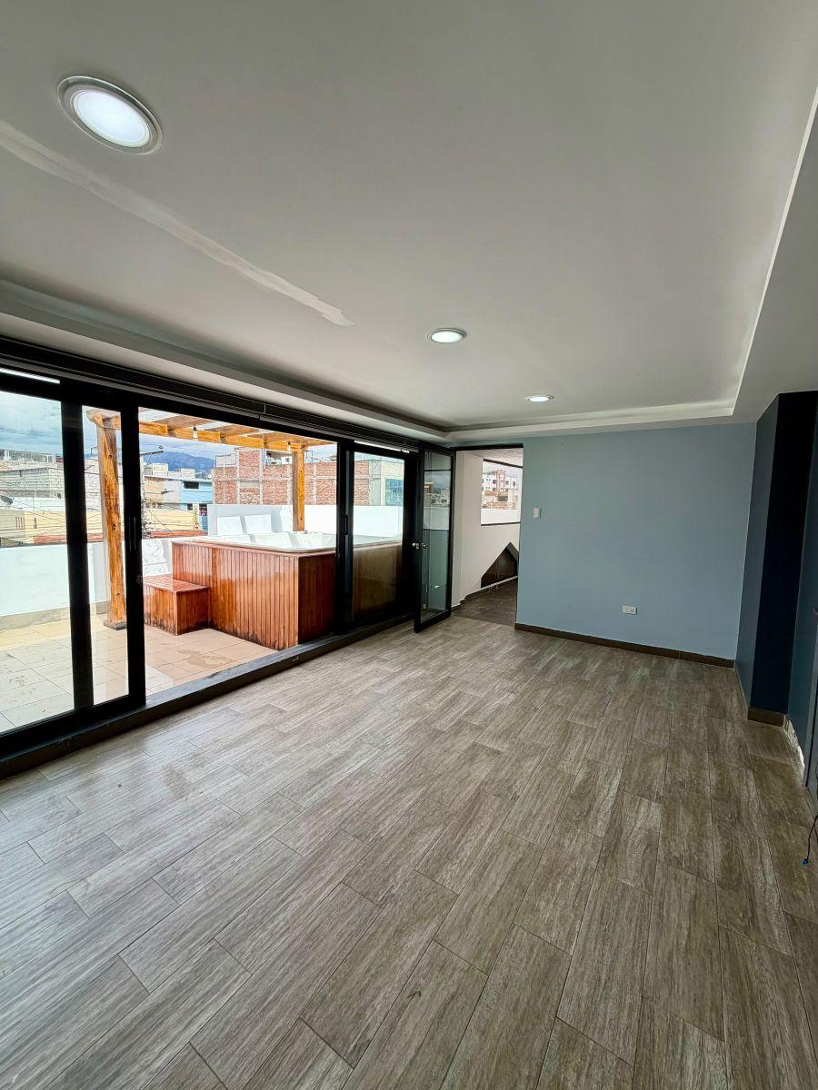Casa 300 m² con Jacuzzi - Loma de Quito - Riobamba, Chimborazo — imagen 8