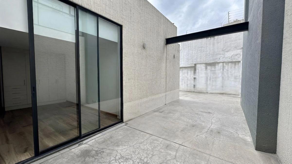 San Juan de Cumbayá ¡Oportunidad! Departamento en Venta con Amplia Terraza — imagen 4