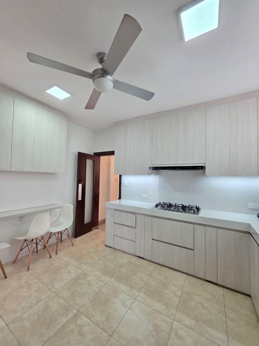 En Venta/alquiler Casa en Parques de Los Ceibos - Los Ceibos, Guayas — imagen 6
