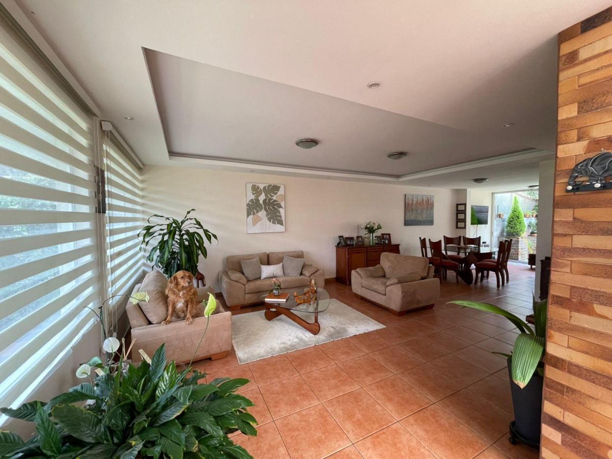 Casa de Venta en Tumbaco, Santa Rosa — imagen 7