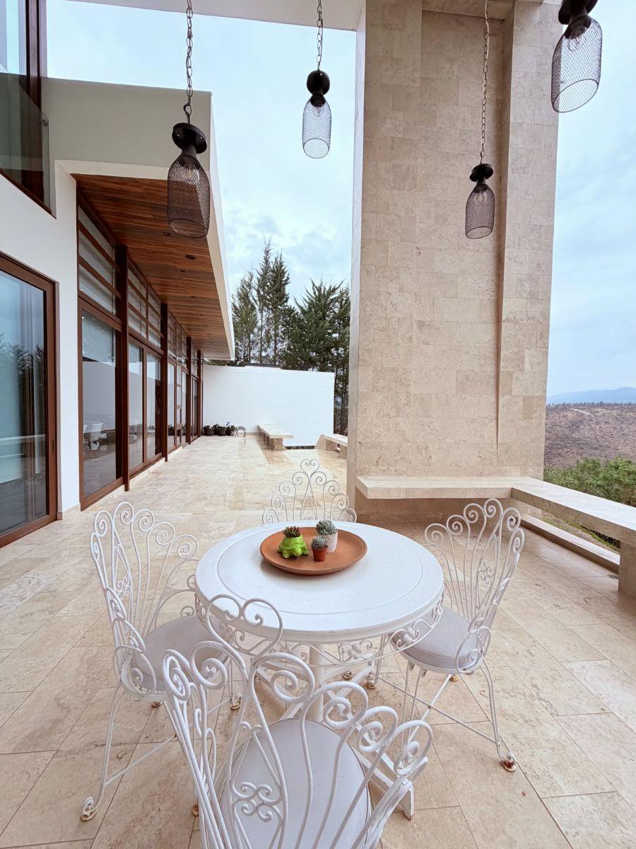 Casa de Lujo en Venta, Puembo - Urb. Los Arrayanes — imagen 8