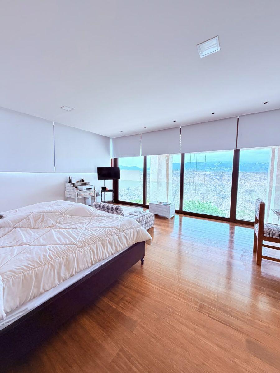 Casa de Lujo en Venta, Puembo - Urb. Los Arrayanes — imagen 3