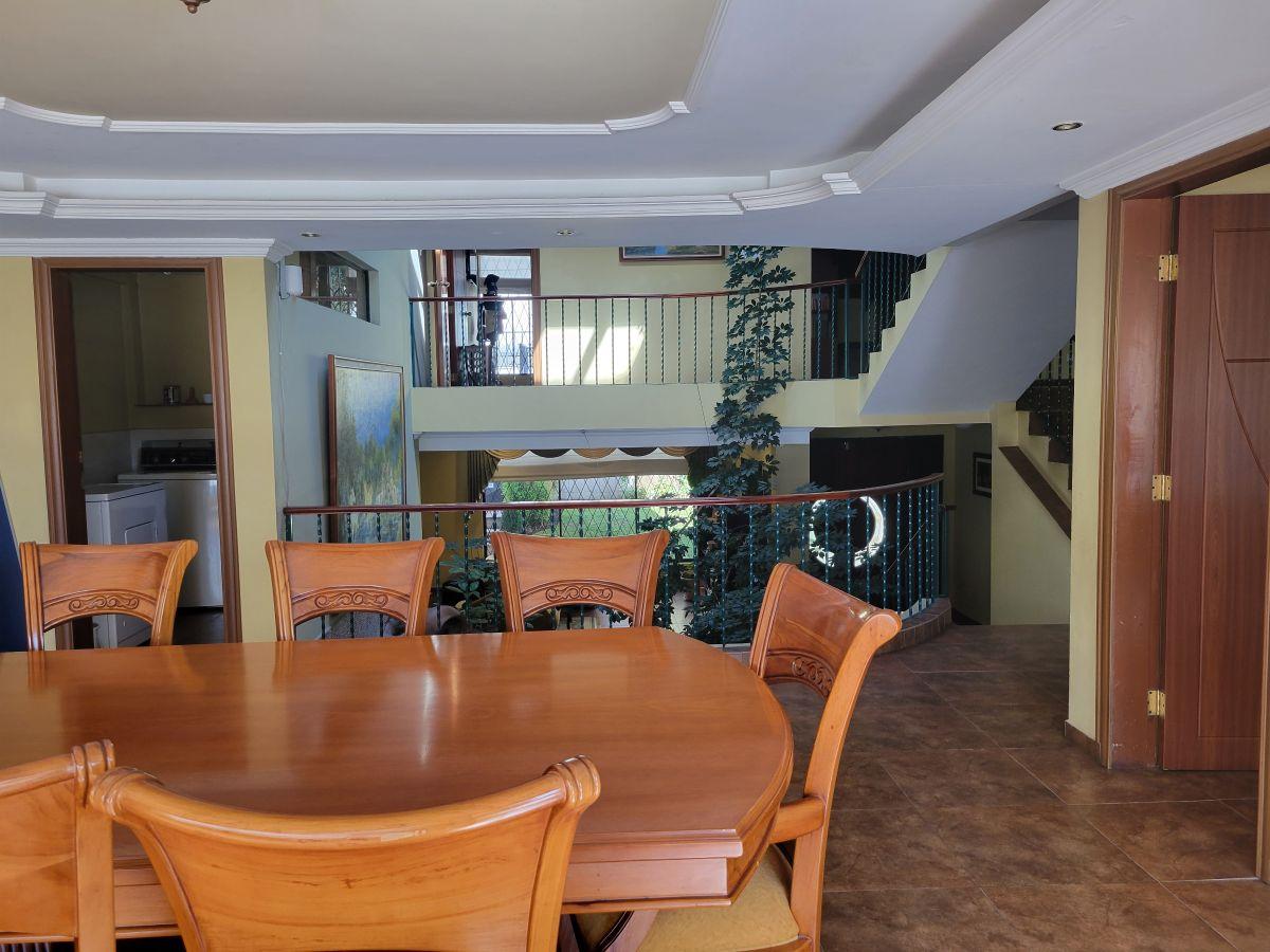 Záparos Vendo Casa 4 Dorm. + Área Para Empresas — imagen 8