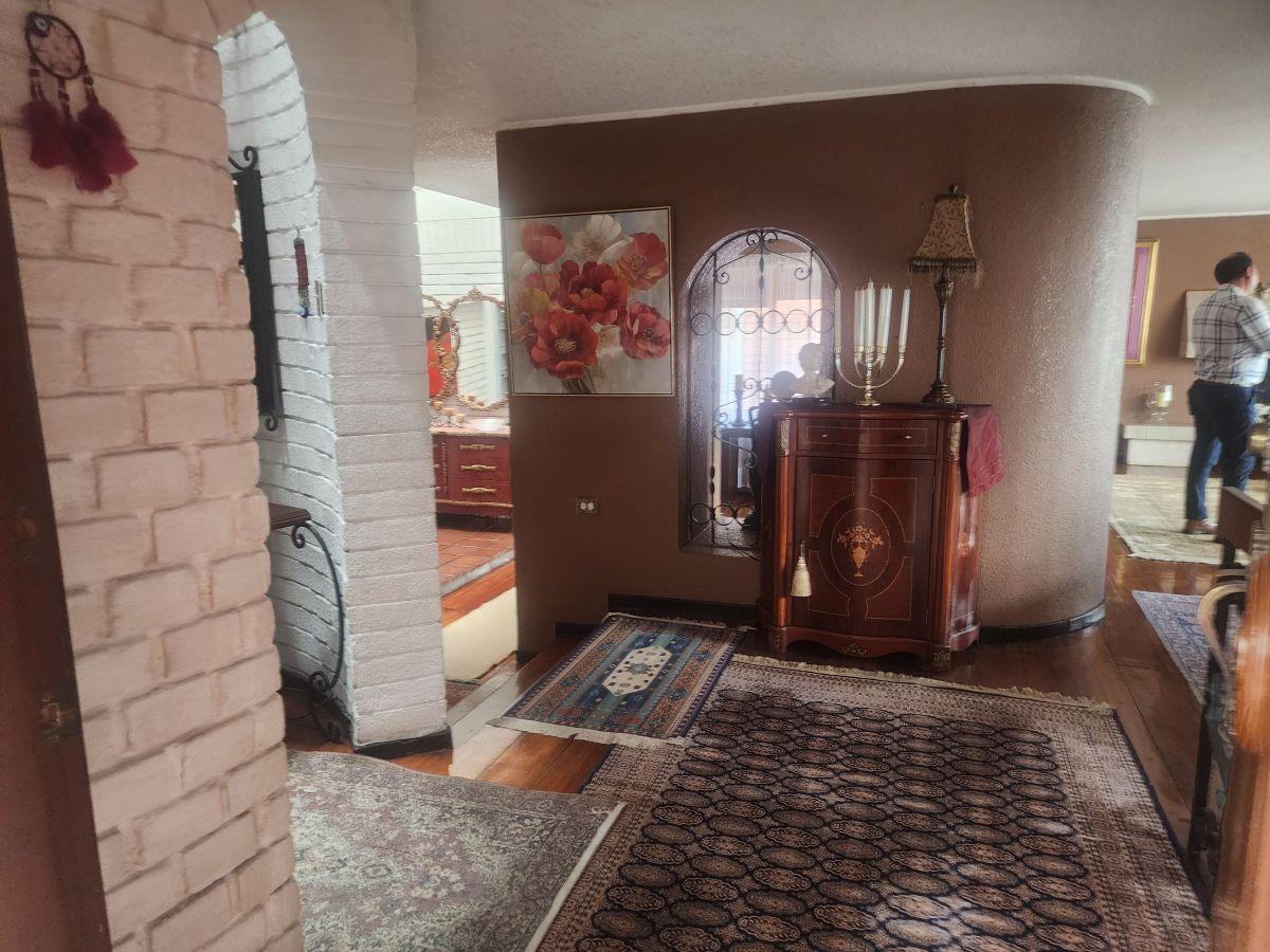 Vendo Grande Independiente Casa Familiar o Comercial Sector Jipijapa — imagen 10