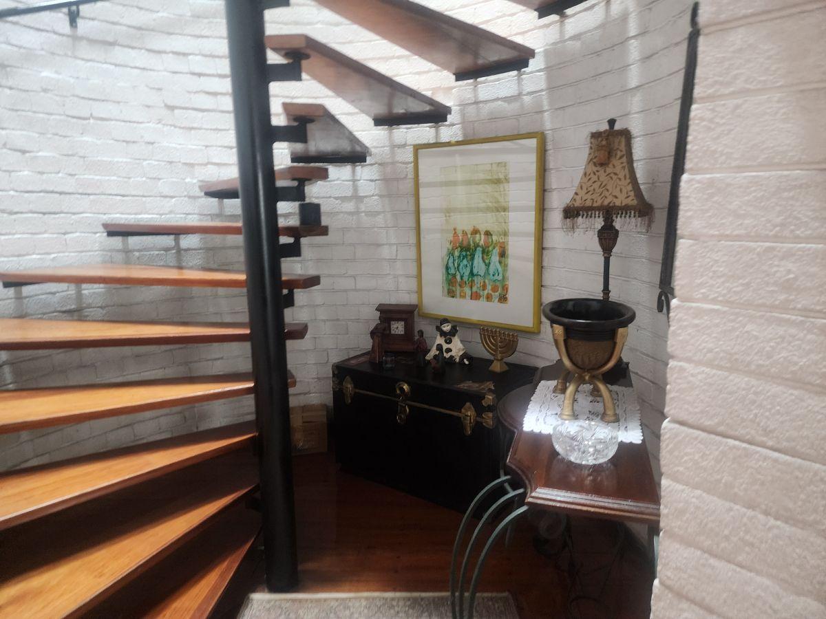 Vendo Grande Independiente Casa Familiar o Comercial Sector Jipijapa — imagen 9