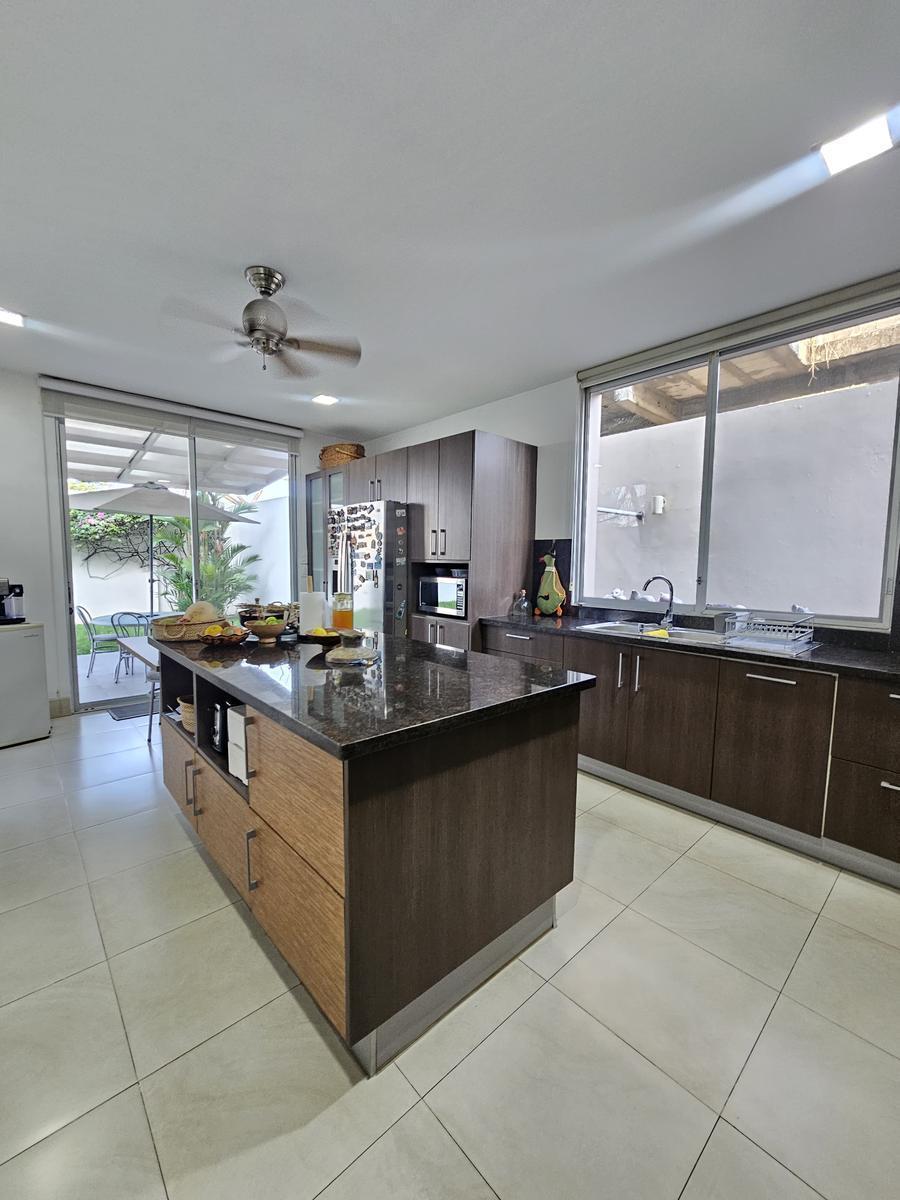 Casa Laguna del Sol Via Samborondon, Guayas — imagen 8