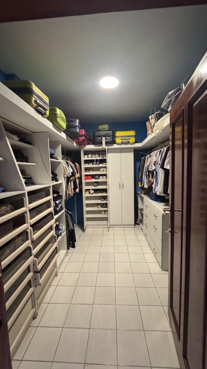 Casa en Cedros Sector Los Ceibos, Junto a Seguros La Unión, Guayas — imagen 5