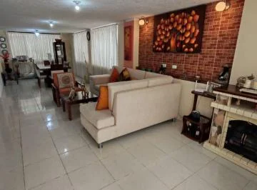 Casa en Venta en Conocoto – Más Espacio, Seguridad y Plusvalía - Precio $110,000 — imagen 3