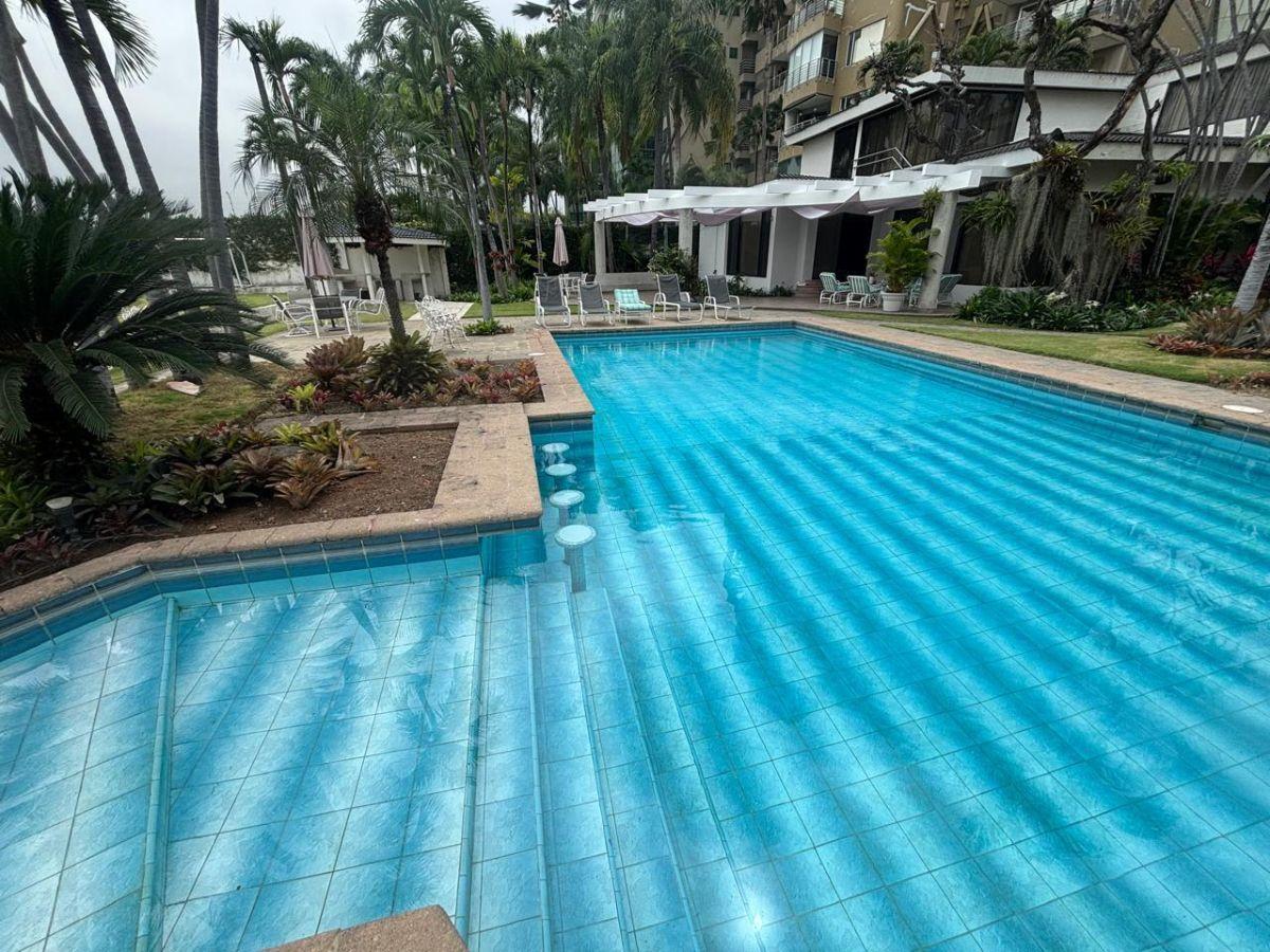 Vendo Samborondón Frente Rio Urb Entre Ríos, Excelente Propiedad con Vista Espectacular Al Rio Daule, Guayas — imagen 8