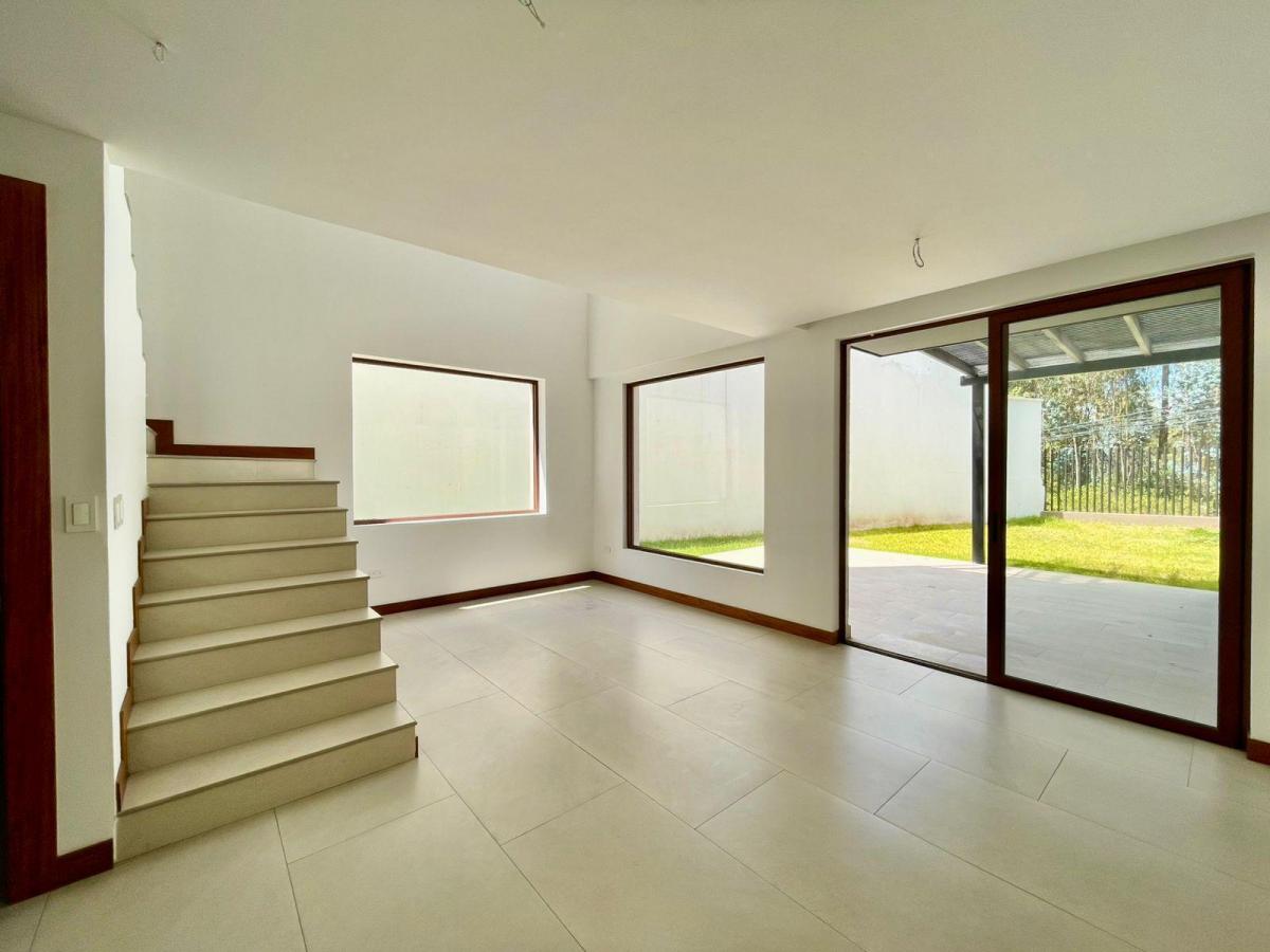 Casa Townhouse de Venta en Cumbaya Sector San Patricio — imagen 8