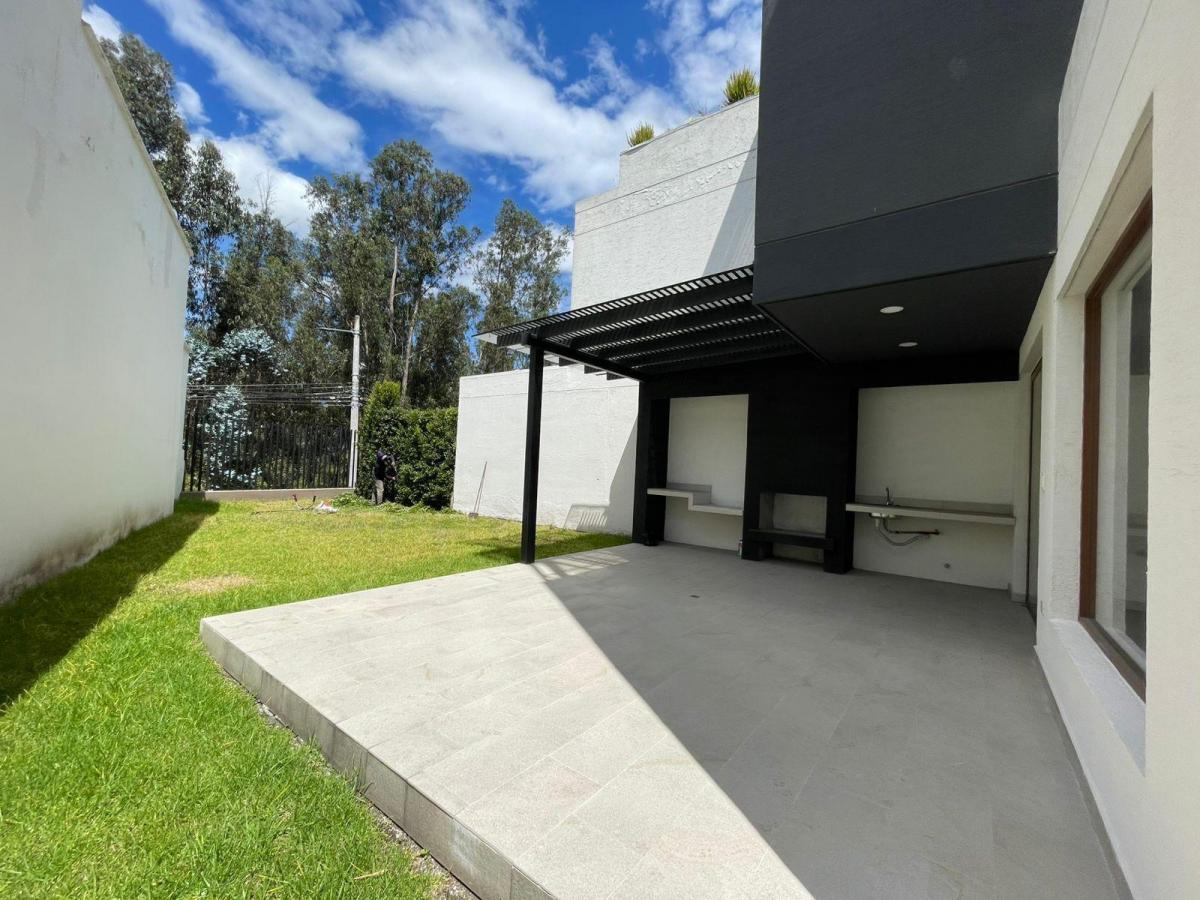 Casa Townhouse de Venta en Cumbaya Sector San Patricio — imagen 5