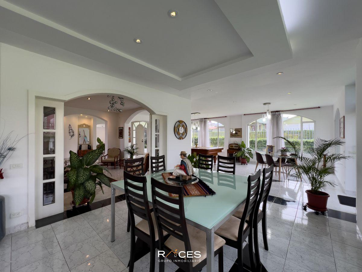 Casa con 1687 m² y 4 Recámaras en Venta en Tumbaco — imagen 10