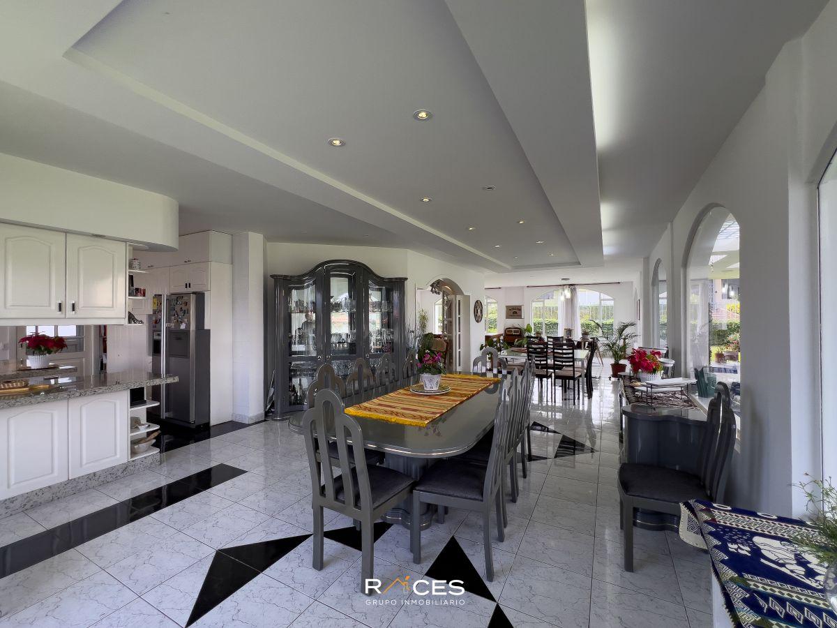 Casa con 1687 m² y 4 Recámaras en Venta en Tumbaco — imagen 9